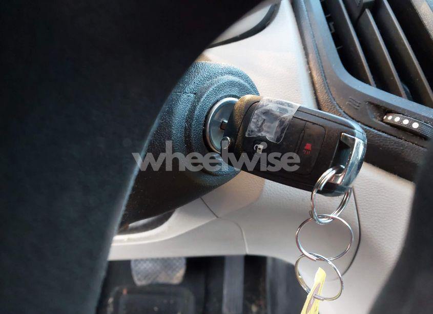 Photo 11 of 2013 Chevrolet Equinox LS (VIN 2GNALBEK6D6326228)