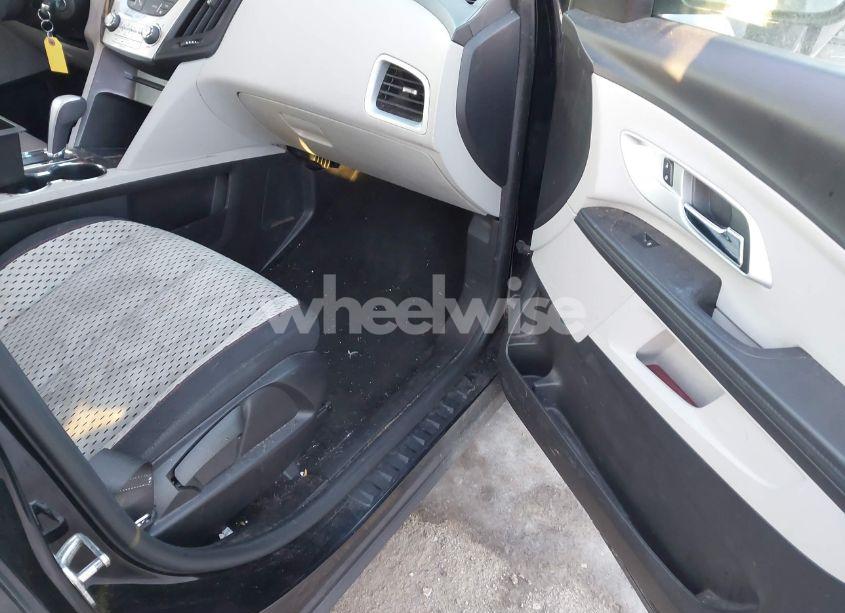 Photo 5 of 2013 Chevrolet Equinox LS (VIN 2GNALBEK6D6326228)