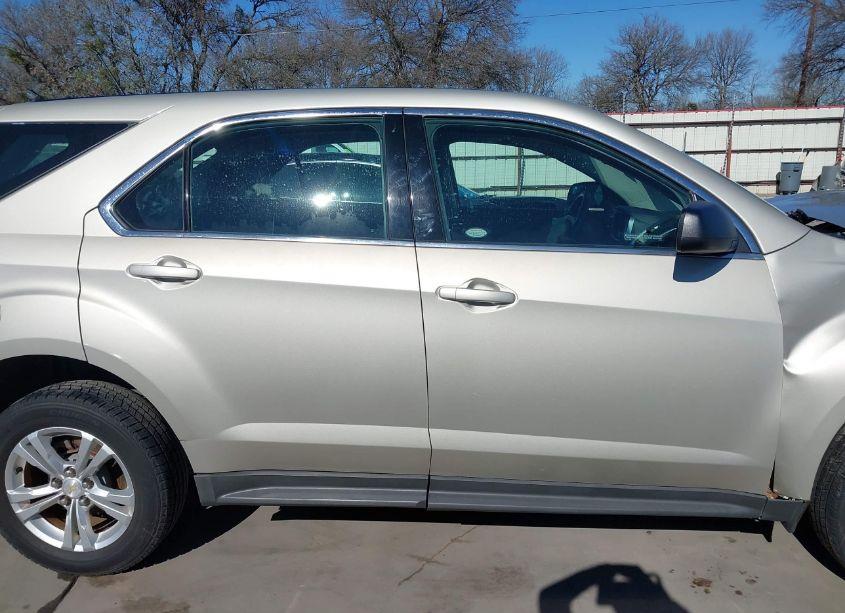 Photo 13 of 2013 Chevrolet Equinox LS (VIN 2GNALBEK6D6338864)