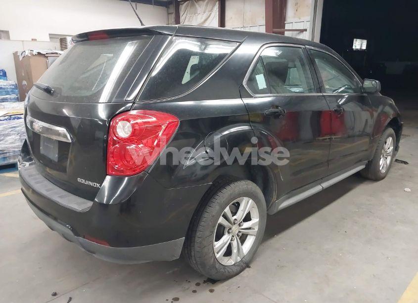 Photo 4 of 2013 Chevrolet Equinox LS (VIN 2GNALBEK6D6376207)