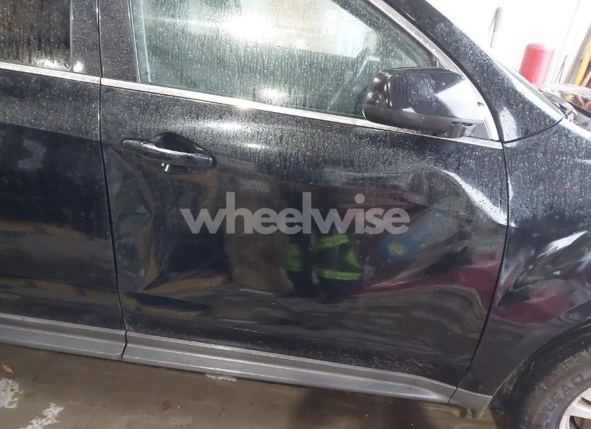 Photo 6 of 2014 Chevrolet Equinox 1LT (VIN 2GNALBEK6E6352975)