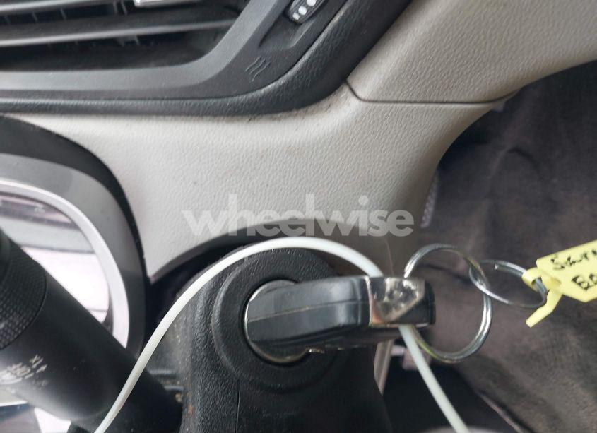 Photo 11 of 2015 Chevrolet Equinox 1LT (VIN 2GNALBEK6F6127635)