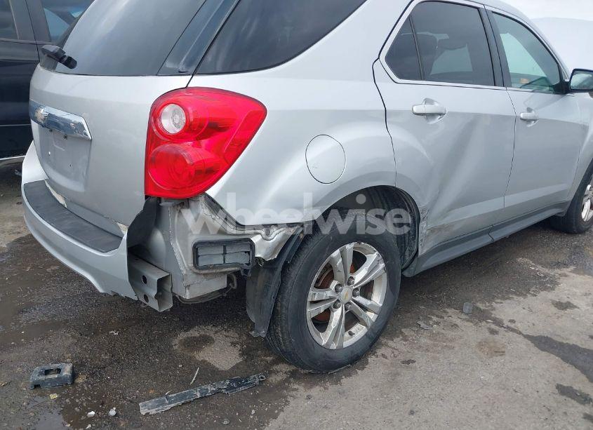 Photo 6 of 2015 Chevrolet Equinox 1LT (VIN 2GNALBEK6F6127635)