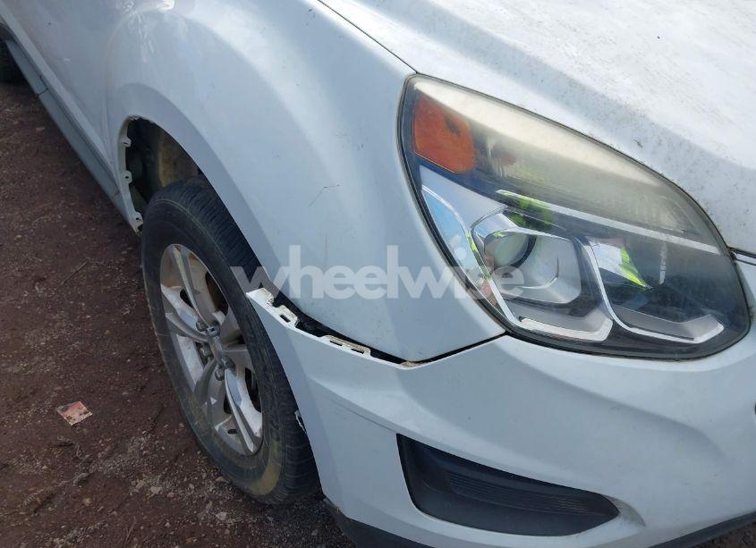 Photo 6 of 2016 Chevrolet Equinox LS (VIN 2GNALBEK6G1109053)