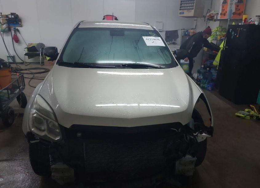 Photo 13 of 2016 Chevrolet Equinox LS (VIN 2GNALBEK6G1117668)