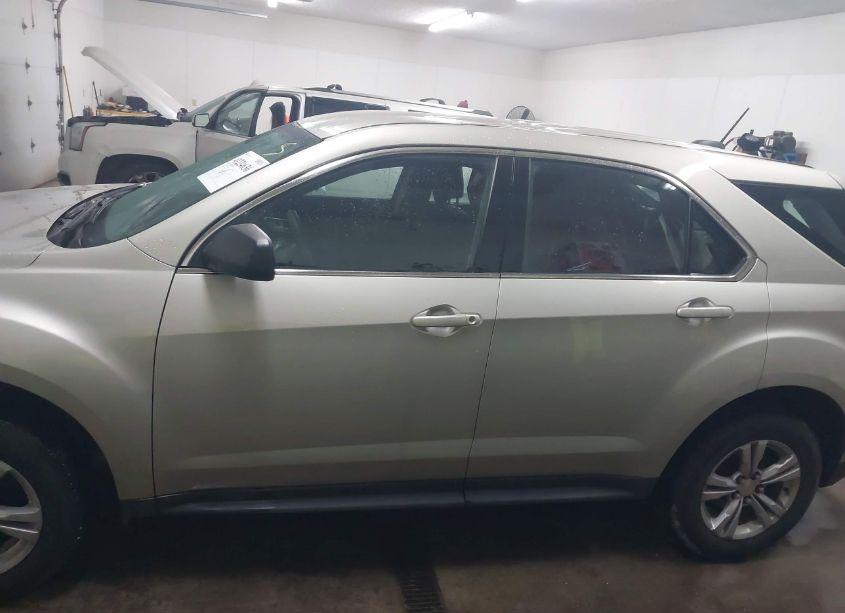 Photo 15 of 2016 Chevrolet Equinox LS (VIN 2GNALBEK6G1117668)