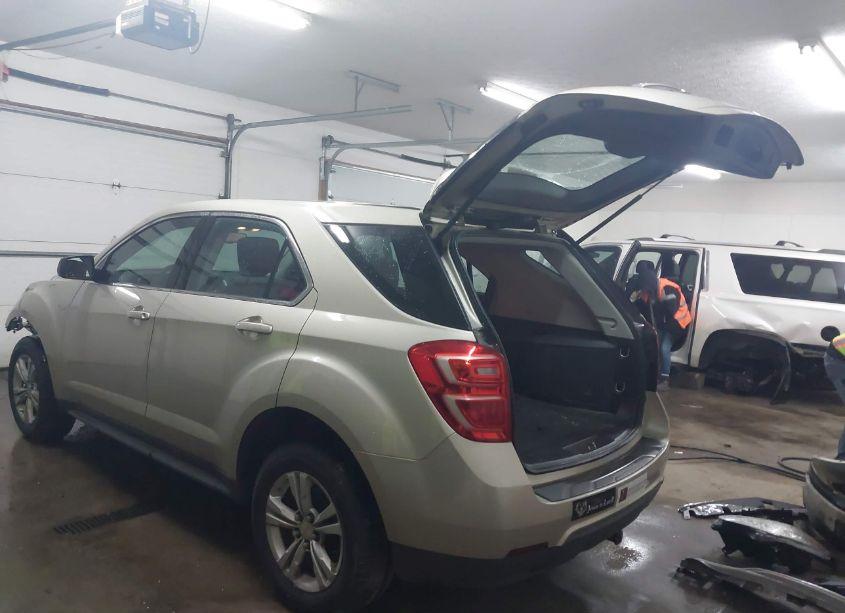 Photo 3 of 2016 Chevrolet Equinox LS (VIN 2GNALBEK6G1117668)