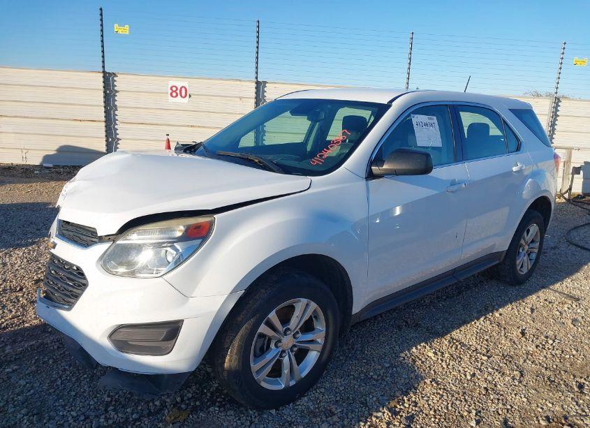 Photo 2 of 2016 Chevrolet Equinox LS (VIN 2GNALBEK6G1134602)