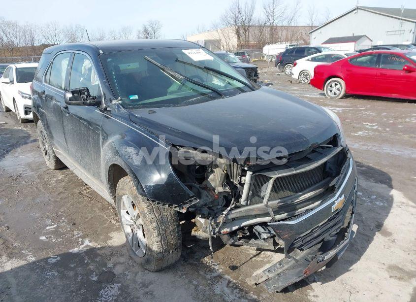 2017 Chevrolet Equinox LS (VIN 2GNALBEK6H1526884) main photo