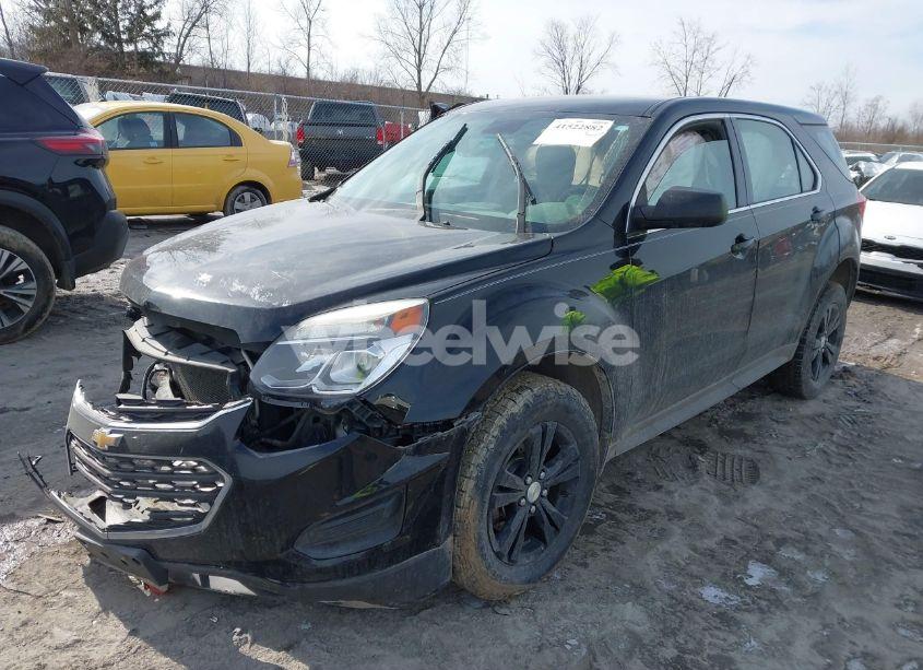 Photo 2 of 2017 Chevrolet Equinox LS (VIN 2GNALBEK6H1526884)