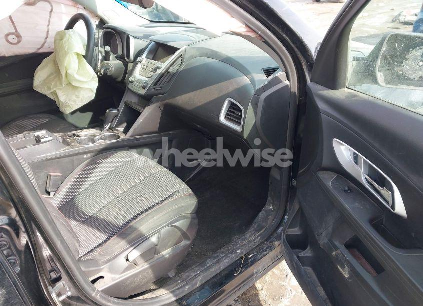 Photo 5 of 2017 Chevrolet Equinox LS (VIN 2GNALBEK6H1526884)