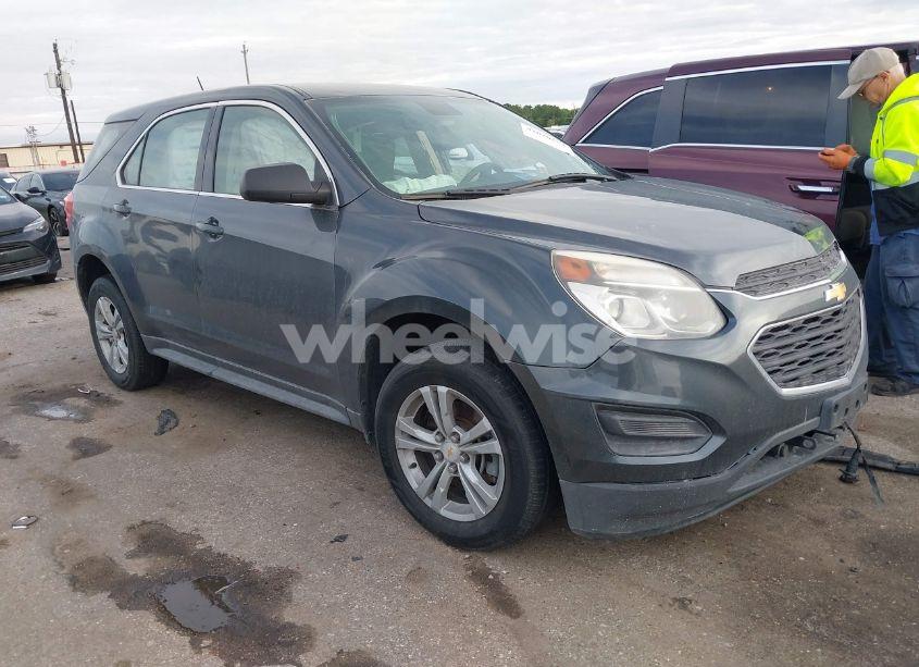 2017 Chevrolet Equinox LS (VIN 2GNALBEK6H1528392) main photo