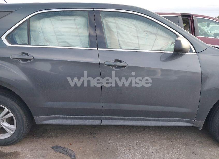 Photo 12 of 2017 Chevrolet Equinox LS (VIN 2GNALBEK6H1528392)