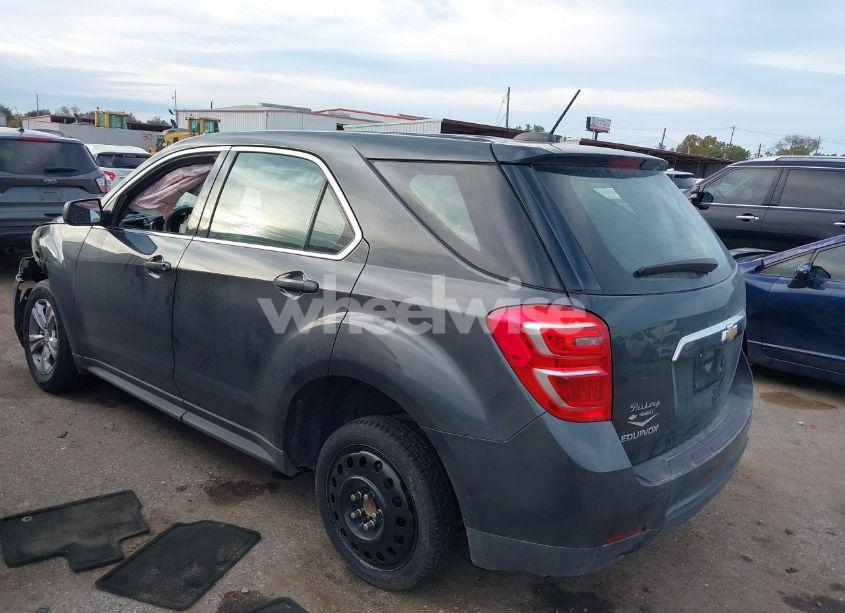 Photo 3 of 2017 Chevrolet Equinox LS (VIN 2GNALBEK6H1528392)