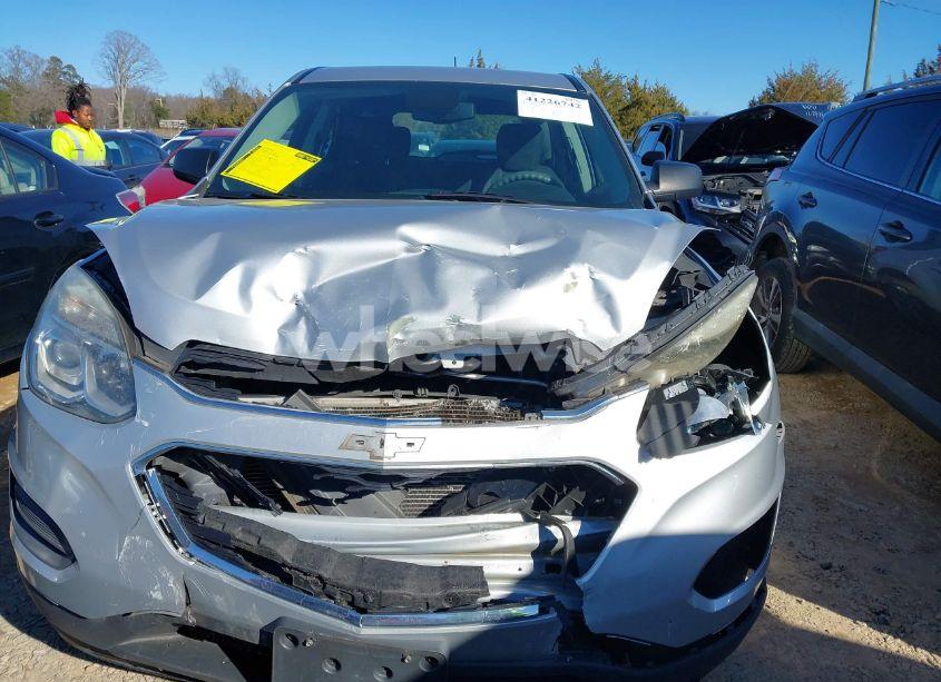 Photo 12 of 2017 Chevrolet Equinox LS (VIN 2GNALBEK6H1547752)