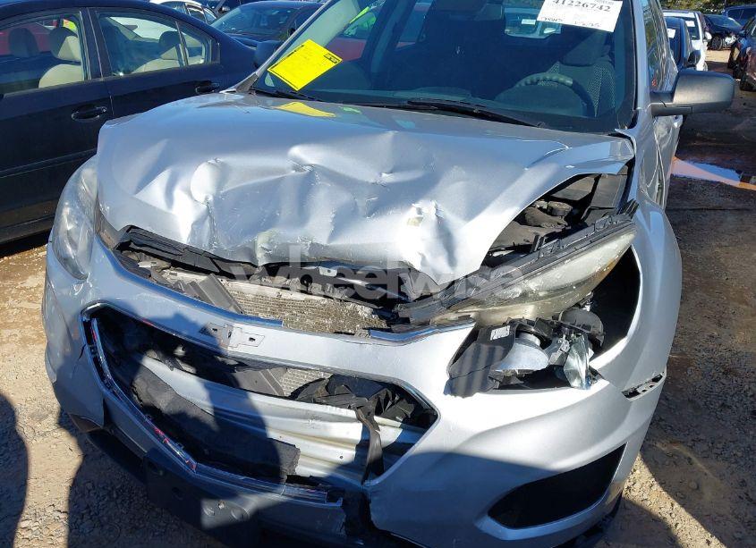 Photo 6 of 2017 Chevrolet Equinox LS (VIN 2GNALBEK6H1547752)