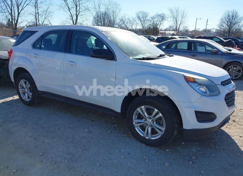 2017 Chevrolet Equinox LS (VIN 2GNALBEK6H1547993) main photo