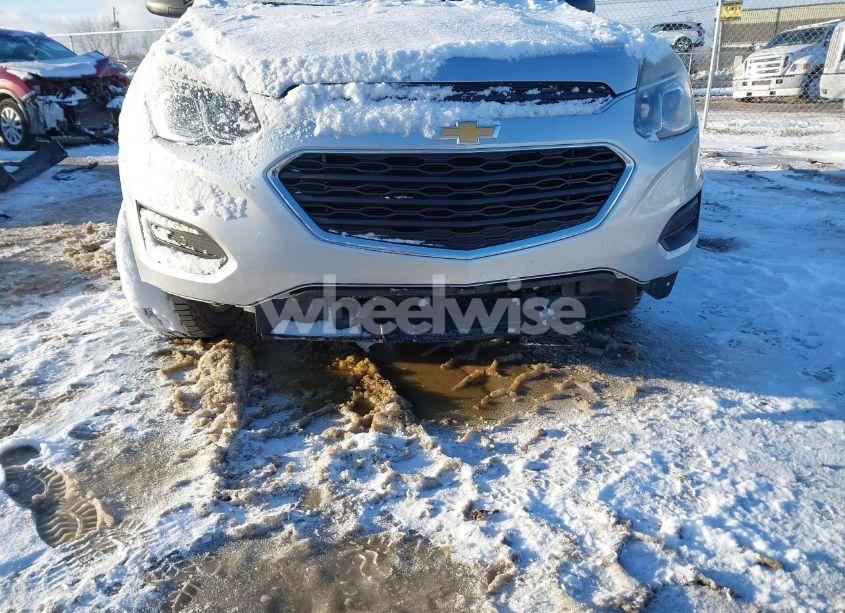 Photo 6 of 2017 Chevrolet Equinox LS (VIN 2GNALBEK6H1565894)
