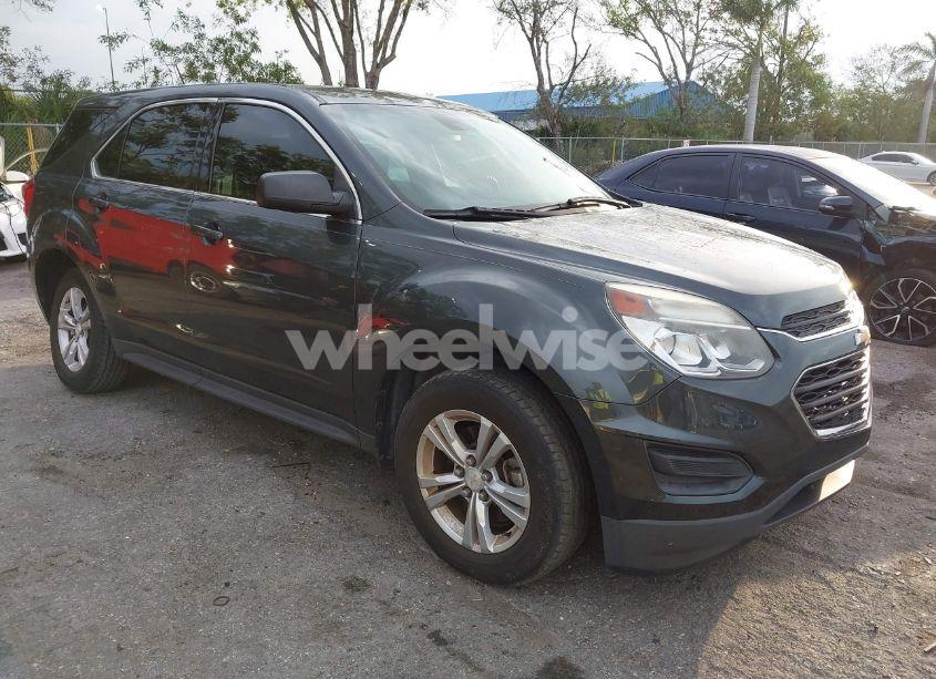 2017 Chevrolet Equinox LS (VIN 2GNALBEK6H1582971) main photo