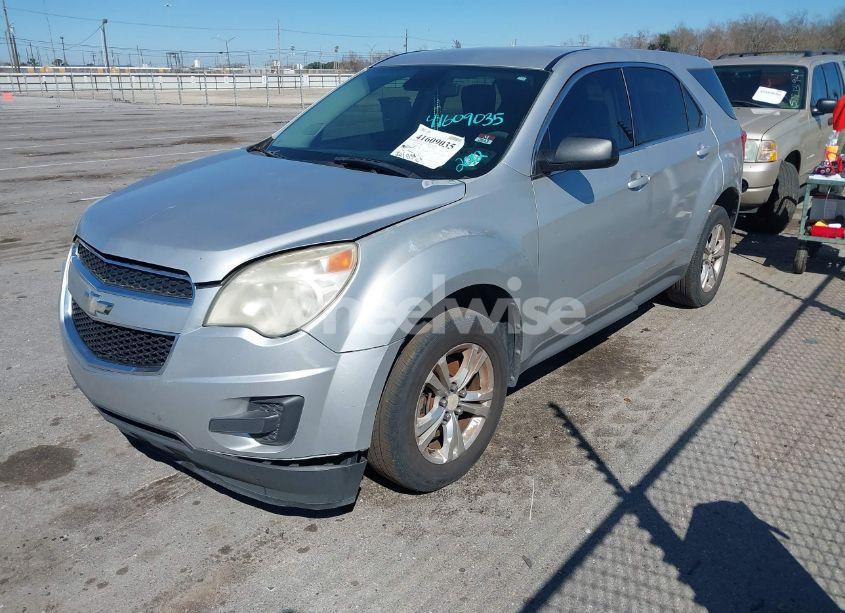 Photo 2 of 2012 Chevrolet Equinox LS (VIN 2GNALBEK7C6129390)