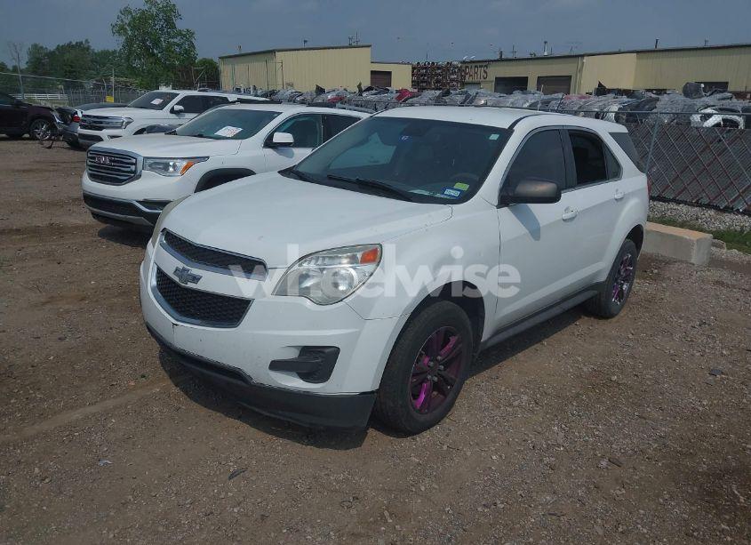 Photo 2 of 2013 Chevrolet Equinox LS (VIN 2GNALBEK7D1184369)