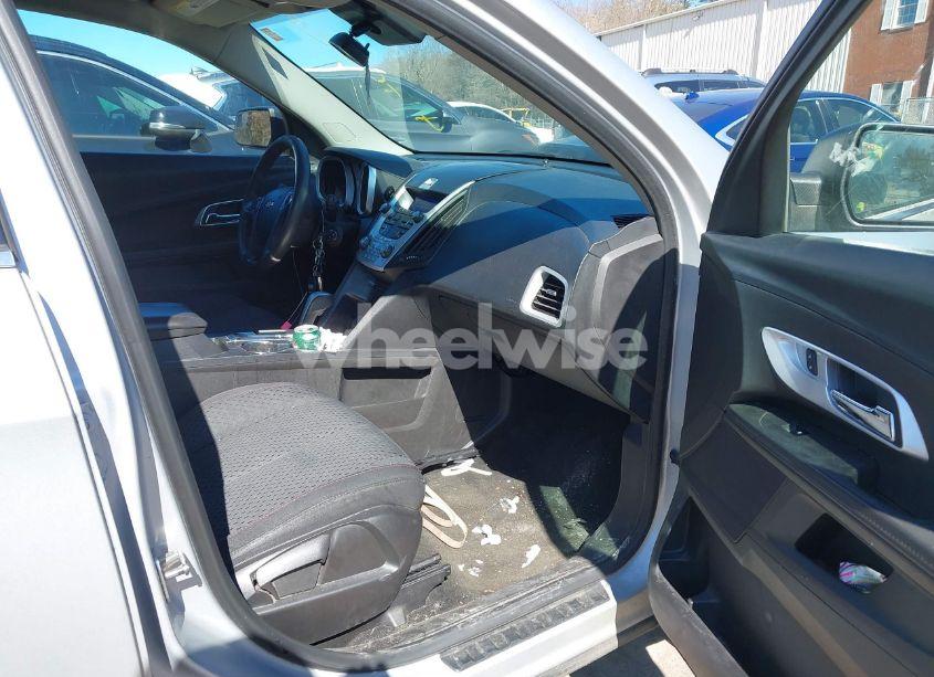 Photo 5 of 2013 Chevrolet Equinox LS (VIN 2GNALBEK7D6130959)