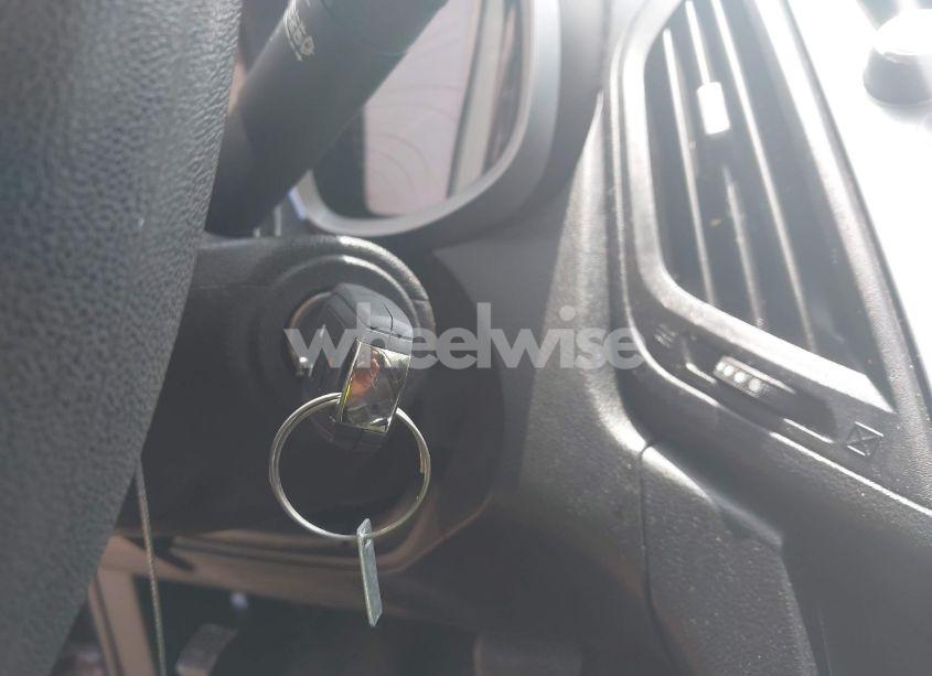 Photo 11 of 2013 Chevrolet Equinox LS (VIN 2GNALBEK7D6190014)