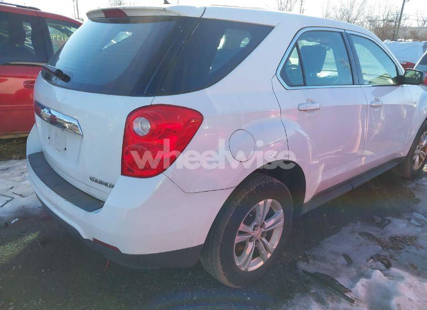 Photo 4 of 2013 Chevrolet Equinox LS (VIN 2GNALBEK7D6280182)