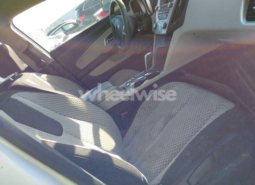 Photo 5 of 2013 Chevrolet Equinox LS (VIN 2GNALBEK7D6280182)