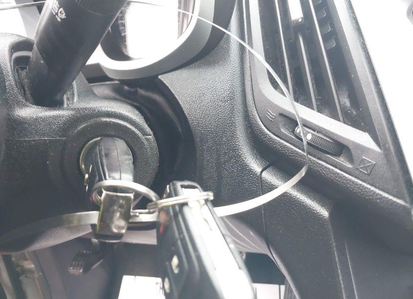 Photo 11 of 2013 Chevrolet Equinox LS (VIN 2GNALBEK7D6316954)