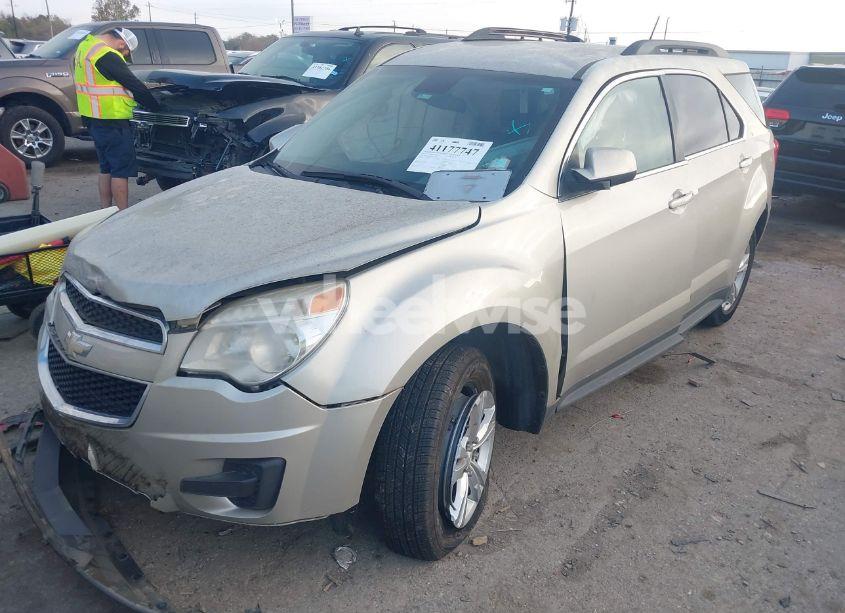 Photo 2 of 2014 Chevrolet Equinox 1LT (VIN 2GNALBEK7E6131367)