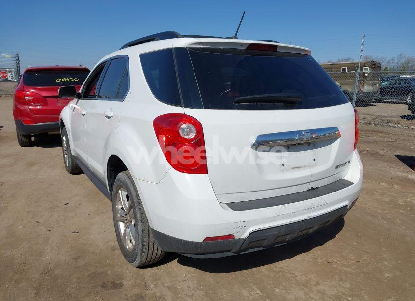 Photo 3 of 2015 Chevrolet Equinox 1LT (VIN 2GNALBEK7F6102971)