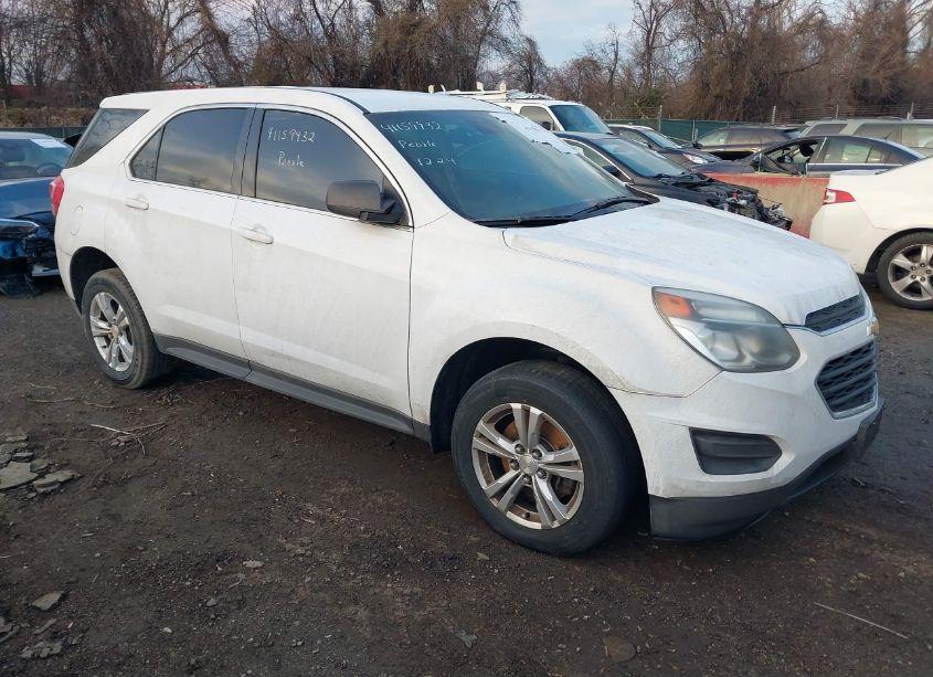 2016 Chevrolet Equinox LS (VIN 2GNALBEK7G1118375) main photo