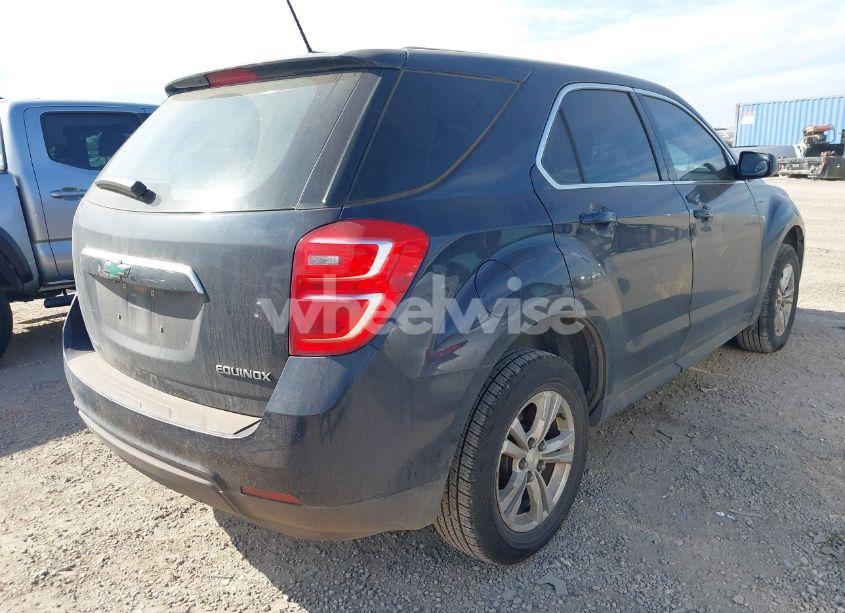 Photo 4 of 2016 Chevrolet Equinox LS (VIN 2GNALBEK7G1135354)