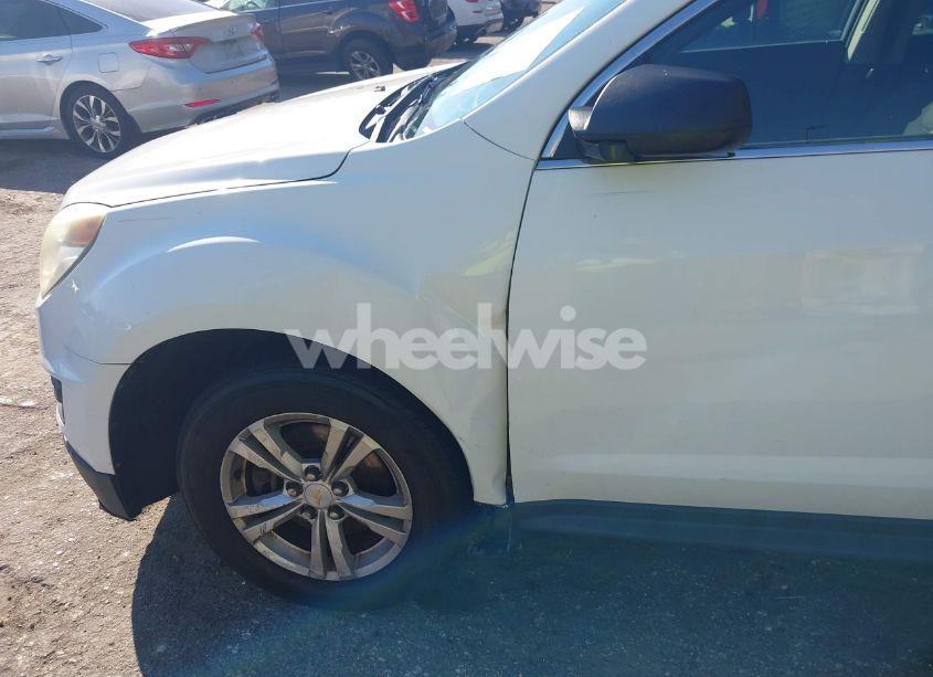 Photo 6 of 2016 Chevrolet Equinox LS (VIN 2GNALBEK7G1138237)