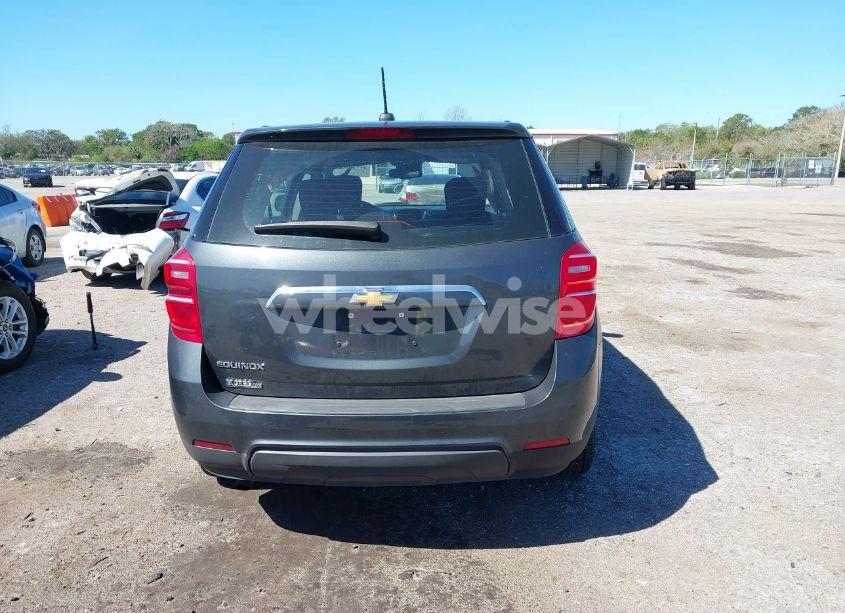 Photo 16 of 2017 Chevrolet Equinox LS (VIN 2GNALBEK7H1514517)