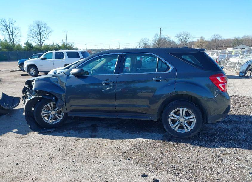 Photo 15 of 2017 Chevrolet Equinox LS (VIN 2GNALBEK7H1525310)
