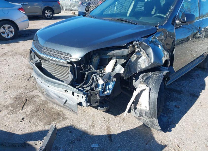 Photo 6 of 2017 Chevrolet Equinox LS (VIN 2GNALBEK7H1525310)