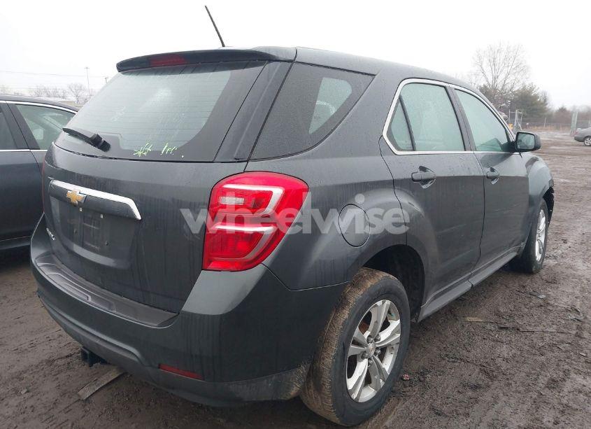 Photo 4 of 2017 Chevrolet Equinox LS (VIN 2GNALBEK7H1569940)