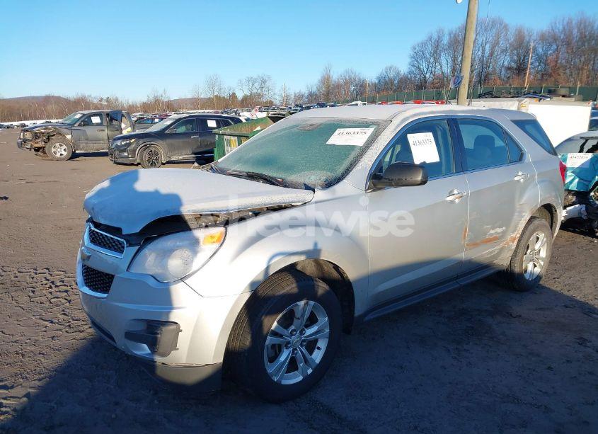 Photo 2 of 2012 Chevrolet Equinox LS (VIN 2GNALBEK8C1135003)