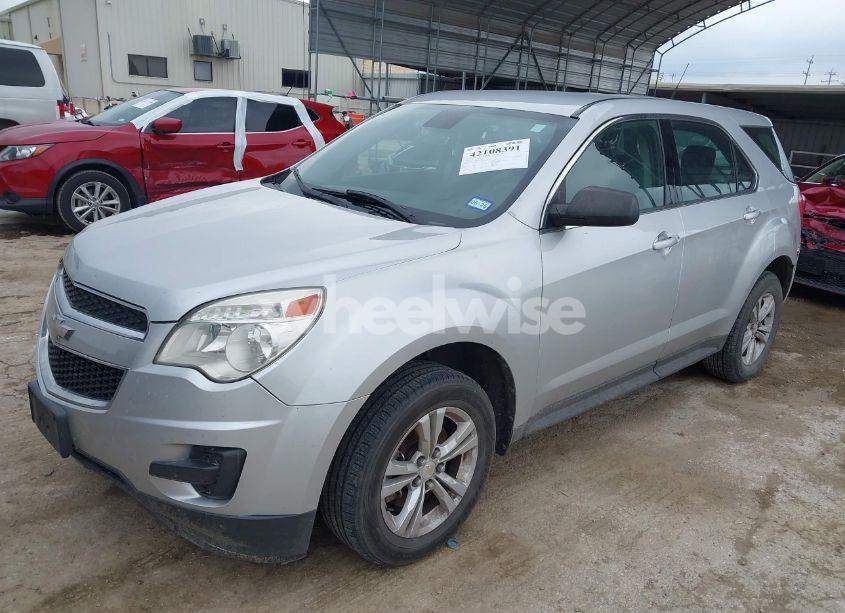 Photo 2 of 2012 Chevrolet Equinox LS (VIN 2GNALBEK8C1227289)