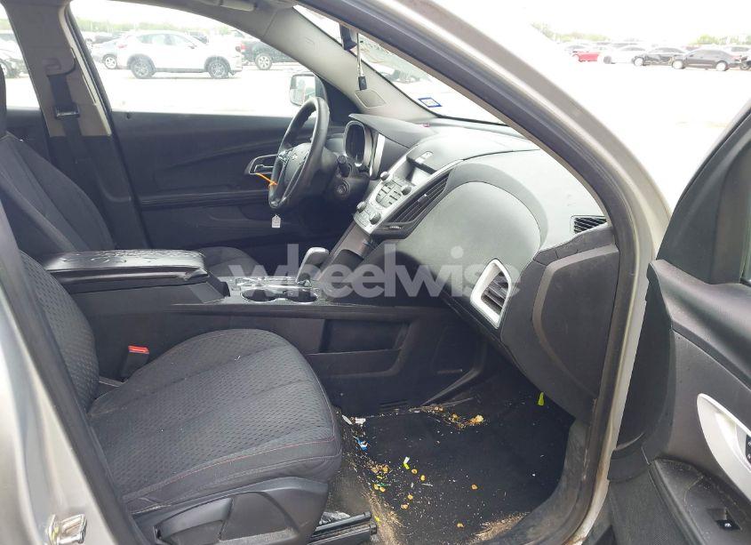 Photo 5 of 2012 Chevrolet Equinox LS (VIN 2GNALBEK8C1227289)