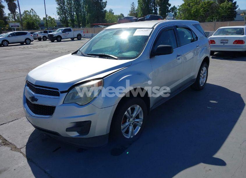 Photo 2 of 2012 Chevrolet Equinox LS (VIN 2GNALBEK8C1273172)