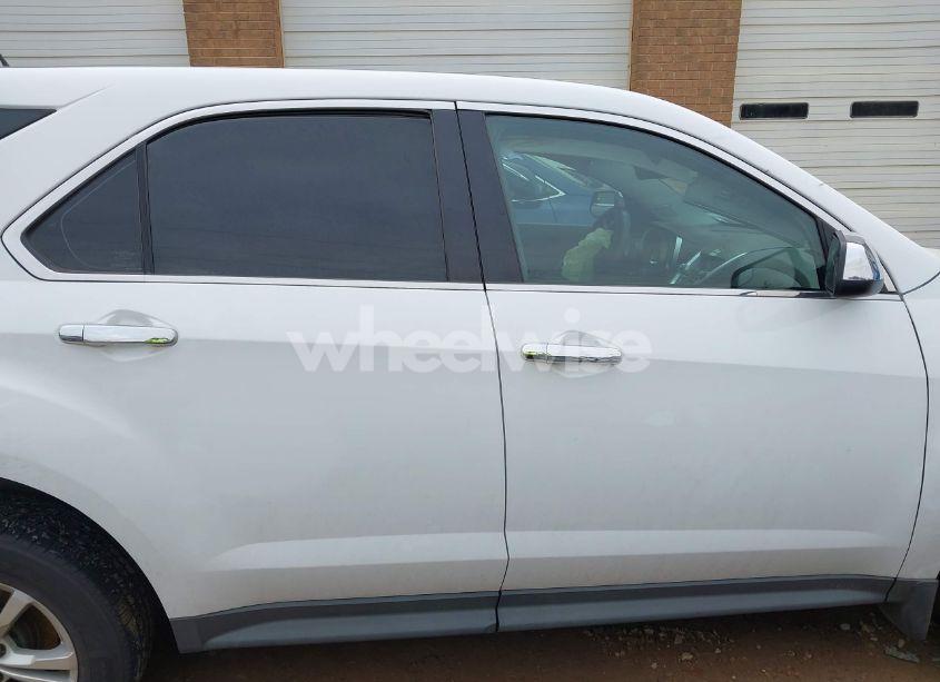 Photo 13 of 2013 Chevrolet Equinox LS (VIN 2GNALBEK8D1257393)