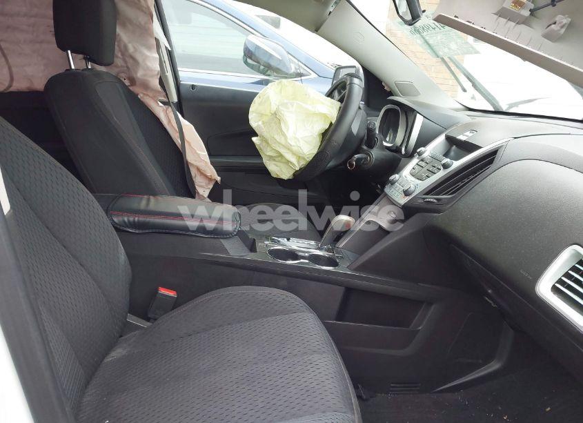 Photo 5 of 2013 Chevrolet Equinox LS (VIN 2GNALBEK8D1257393)