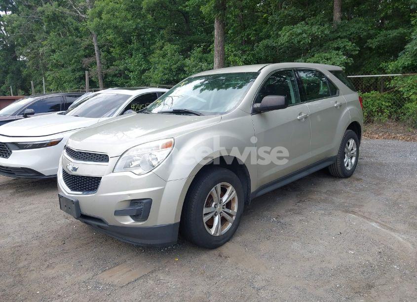 Photo 2 of 2013 Chevrolet Equinox LS (VIN 2GNALBEK8D6199336)