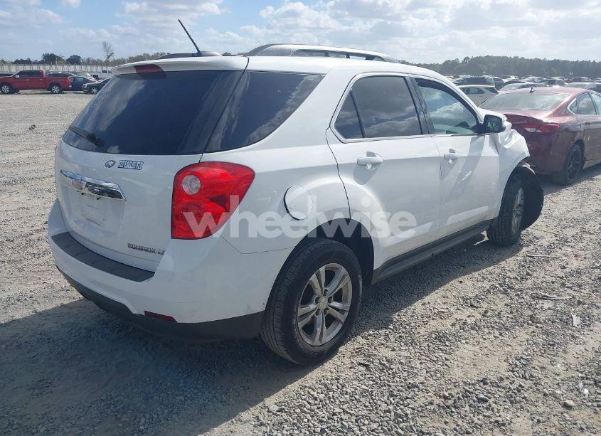 Photo 4 of 2015 Chevrolet Equinox 1LT (VIN 2GNALBEK8F6133226)