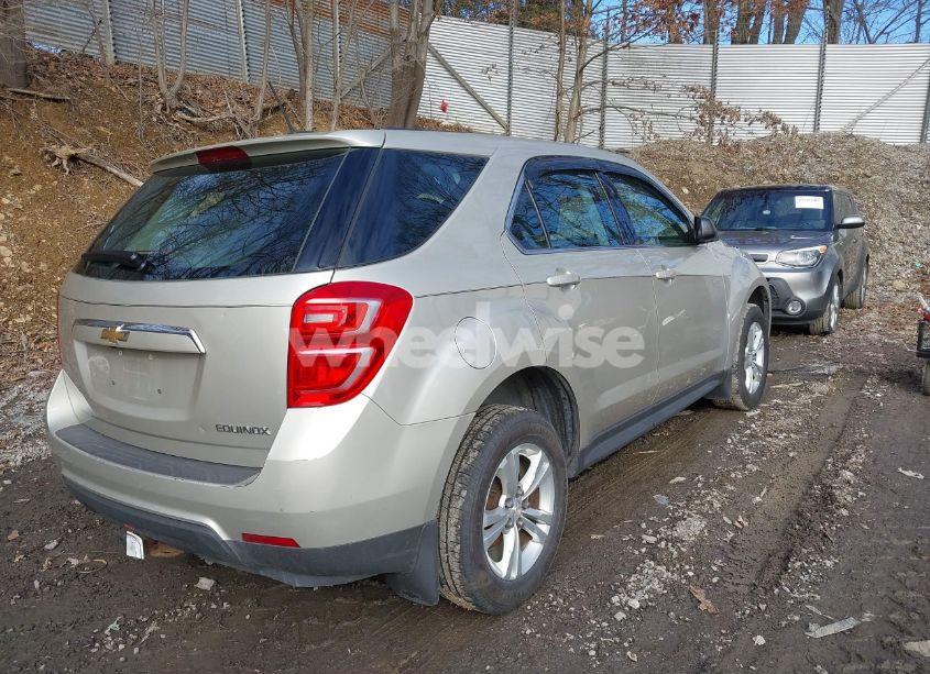 Photo 4 of 2016 Chevrolet Equinox LS (VIN 2GNALBEK8G1127098)