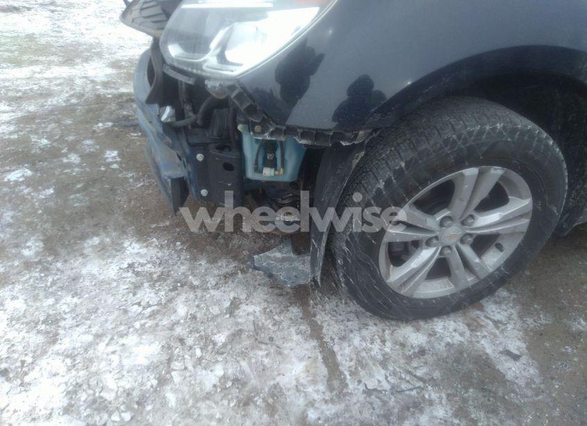 Photo 18 of 2016 Chevrolet Equinox LS (VIN 2GNALBEK8G6251889)