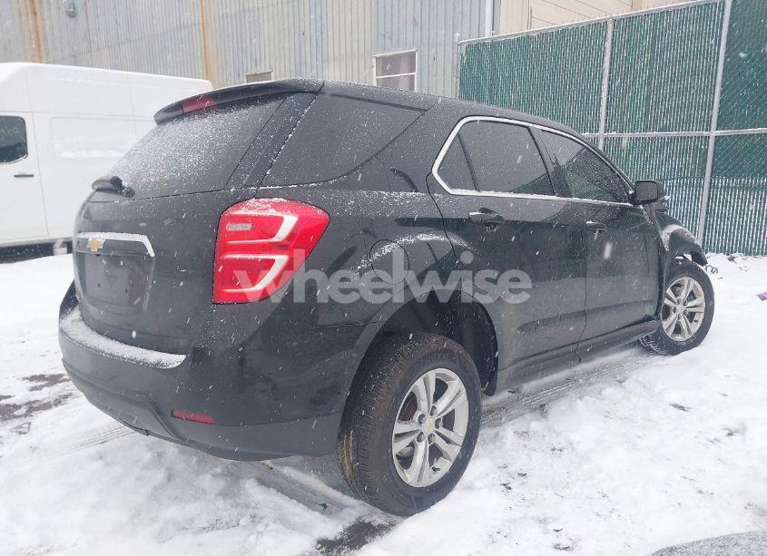 Photo 4 of 2017 Chevrolet Equinox LS (VIN 2GNALBEK8H1511108)